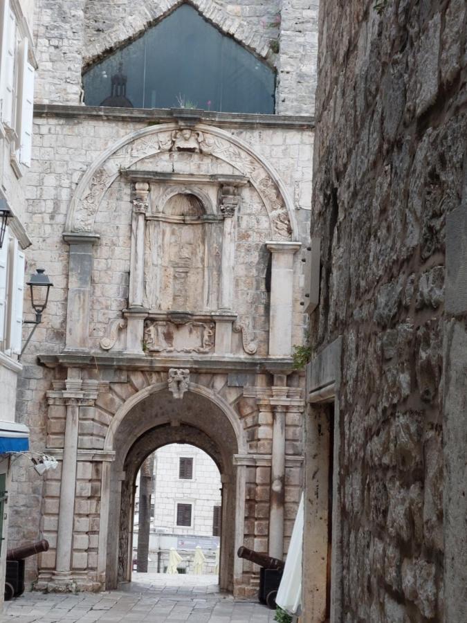 Apartment Pomirenja Korcula Town Exterior foto